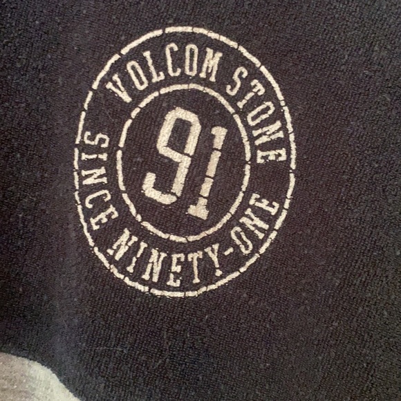 GUC Volcom sweatshirt navy blue and grey - Picture 2 of 4